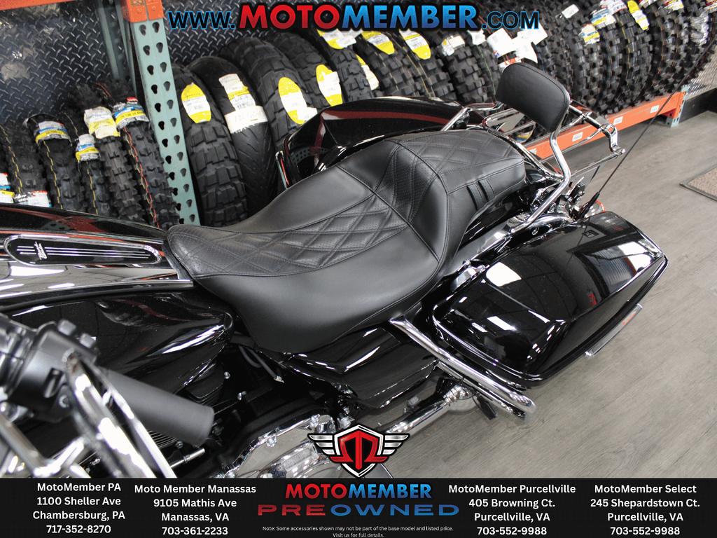 2023 Harley-Davidson Road Glide Base for Sale