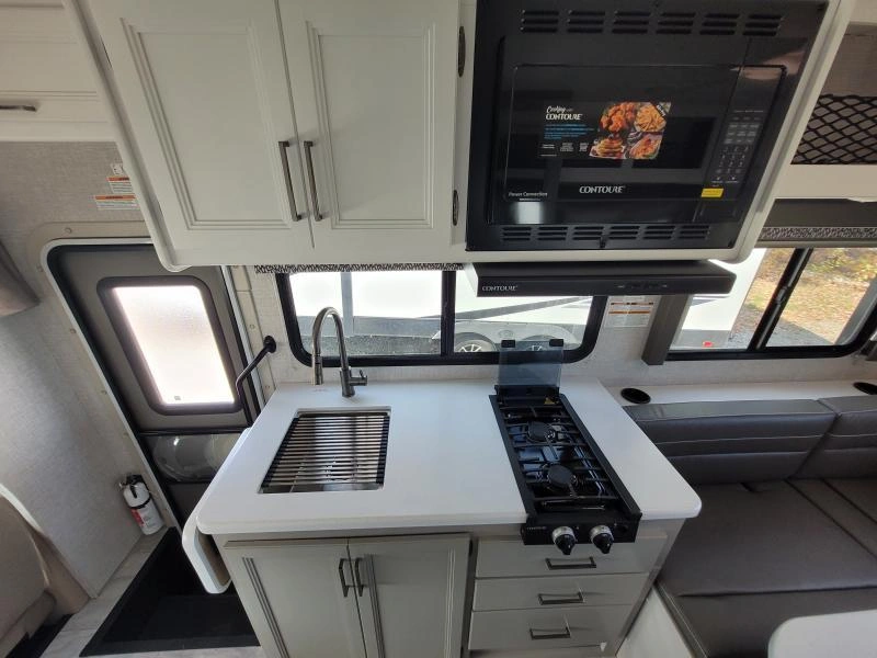 Thor Motor Coach Echelon Lc19 2025 alt