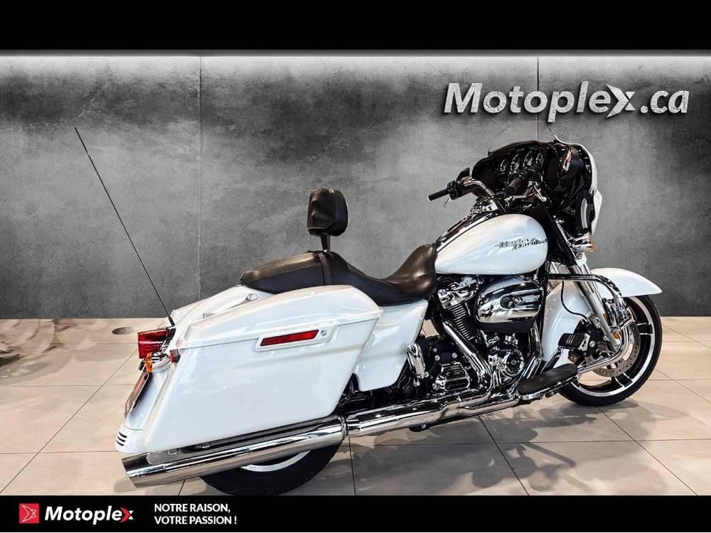 Harley-davidson Street Glide Flhxs 2017 alt