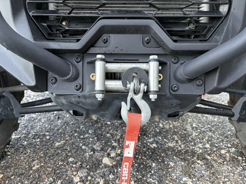 2023 Can-Am Commander XT 700 thumbnail 9