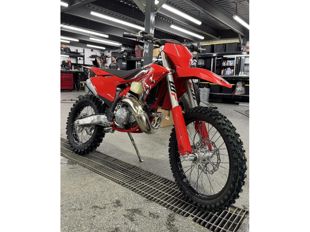 2026 Gasgas Ex 300 alt