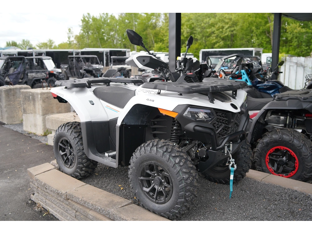 2026 Cfmoto Cforce 500 alt