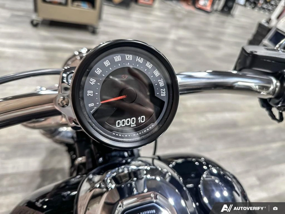 2026 Harley-davidson Breakout alt
