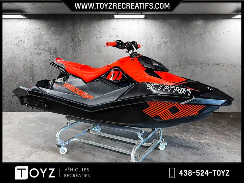 2021 Sea-Doo SPARK TRIXX 3UP thumbnail 2