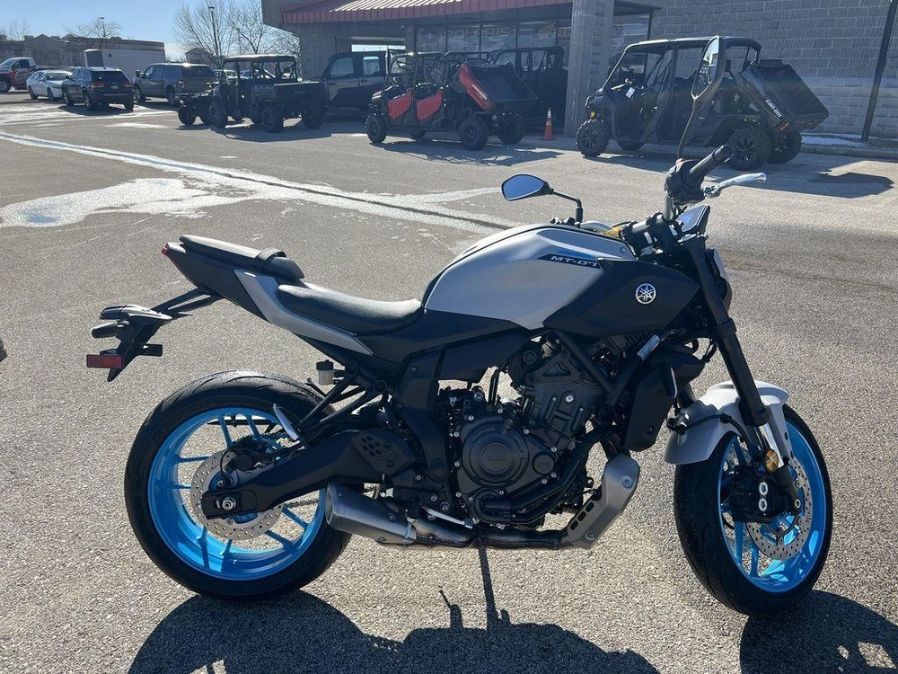 2026 Yamaha Mt-07 alt