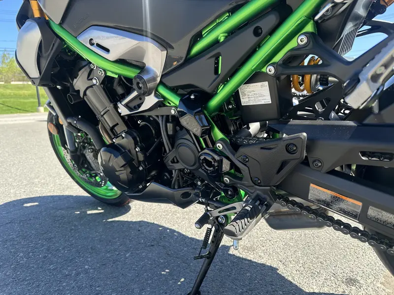2026 Kawasaki Z900 SE thumbnail 7
