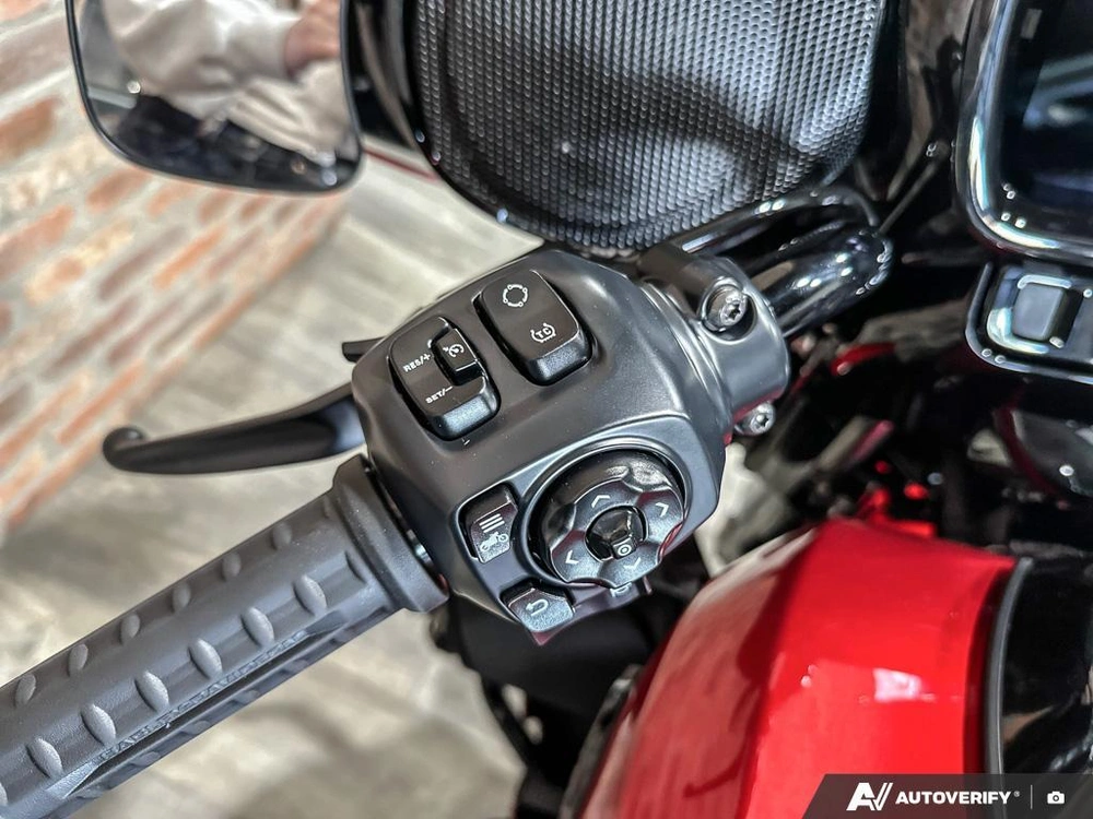 2026 Harley-davidson Street Glide Limited alt