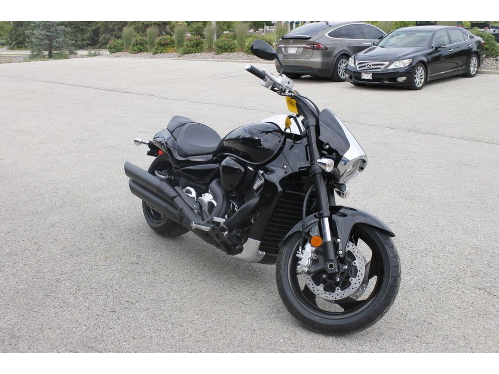 2025 Suzuki Boulevard M109r alt
