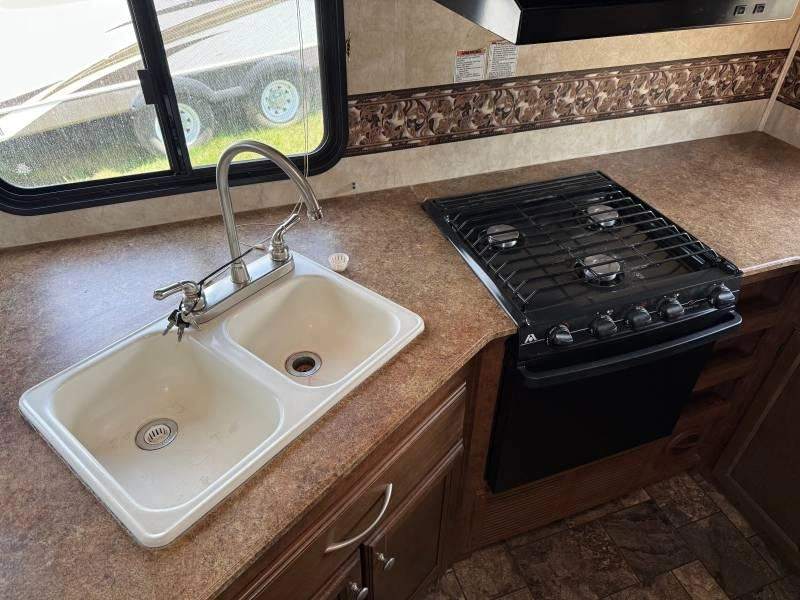 Coachmen Chaparral 27rks 2013 alt