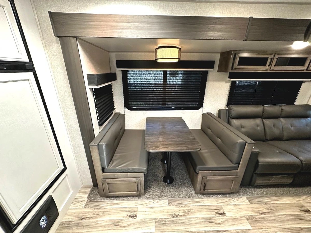 2022 Venture Rv Sporttrek 272vrk alt