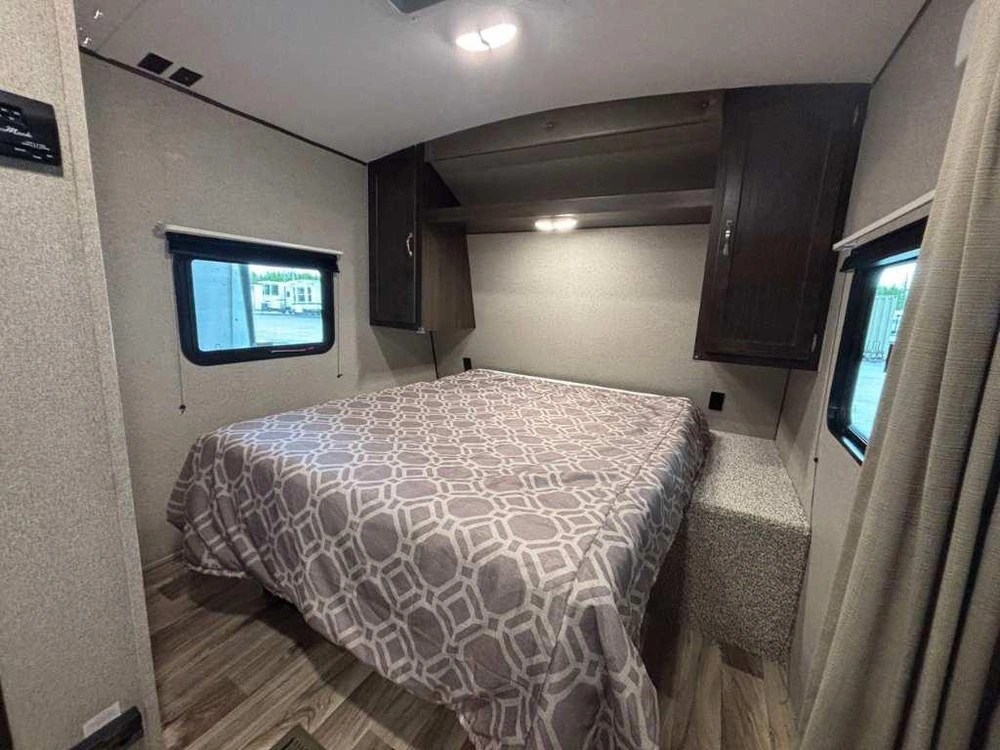 Keystone Rv Springdale 202rd 2019 alt