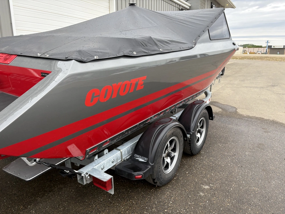 2026 Coyote 180 Predator alt