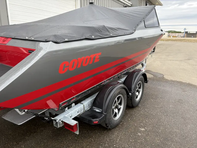 2026 Coyote 180 Predator thumbnail 11