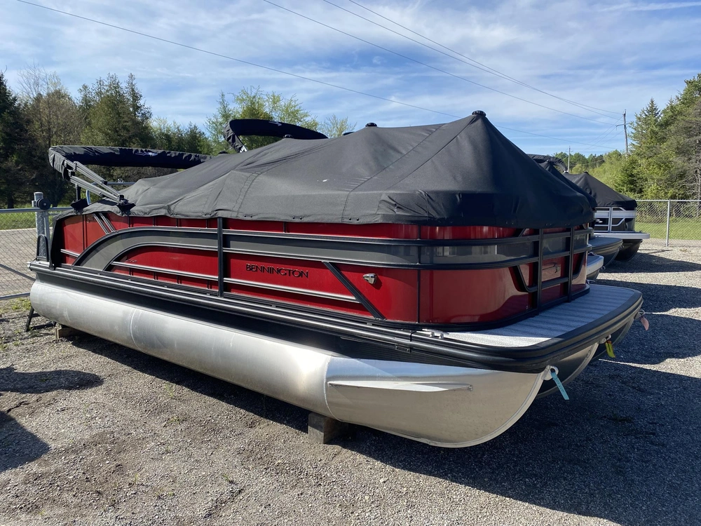 2026 Bennington Marine 21s Swingback alt