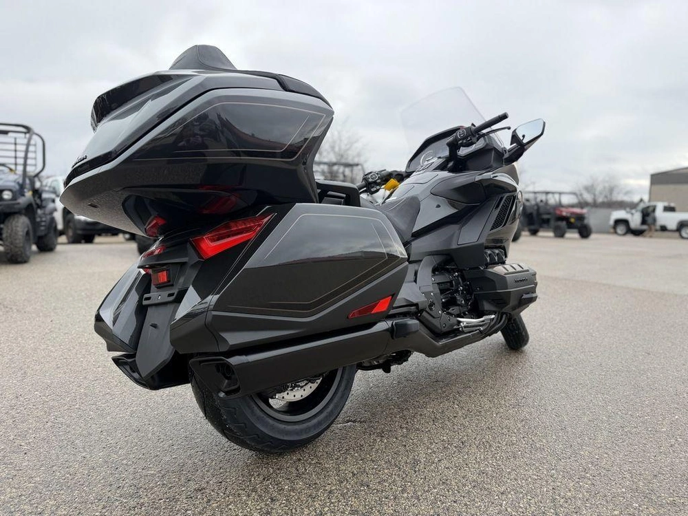2026 Honda Gold Wing Tour alt