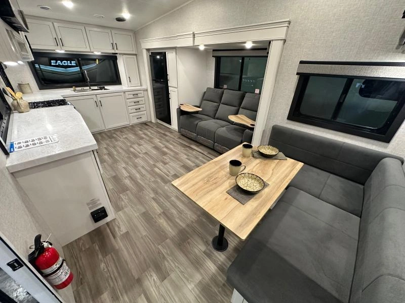 Jayco Eagle 27mlc 2027 alt