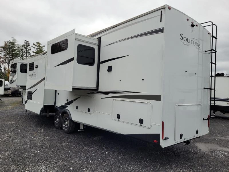 Grand Design Solitude 380fl 2023 alt