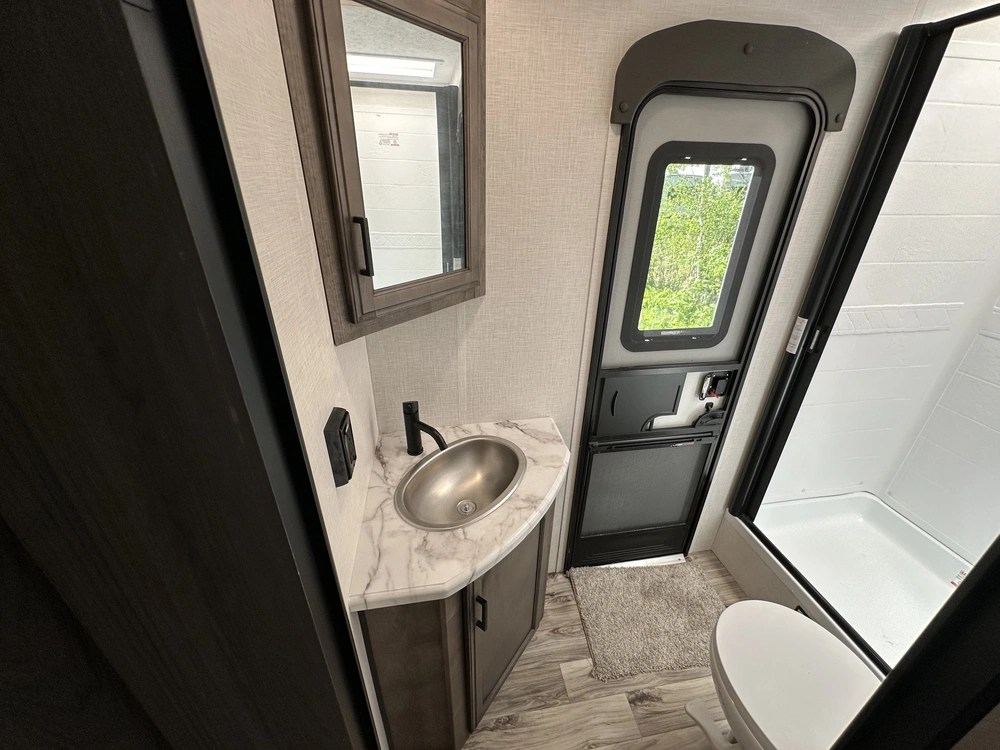 2023 Venture Rv Sporttrek 312vbh alt