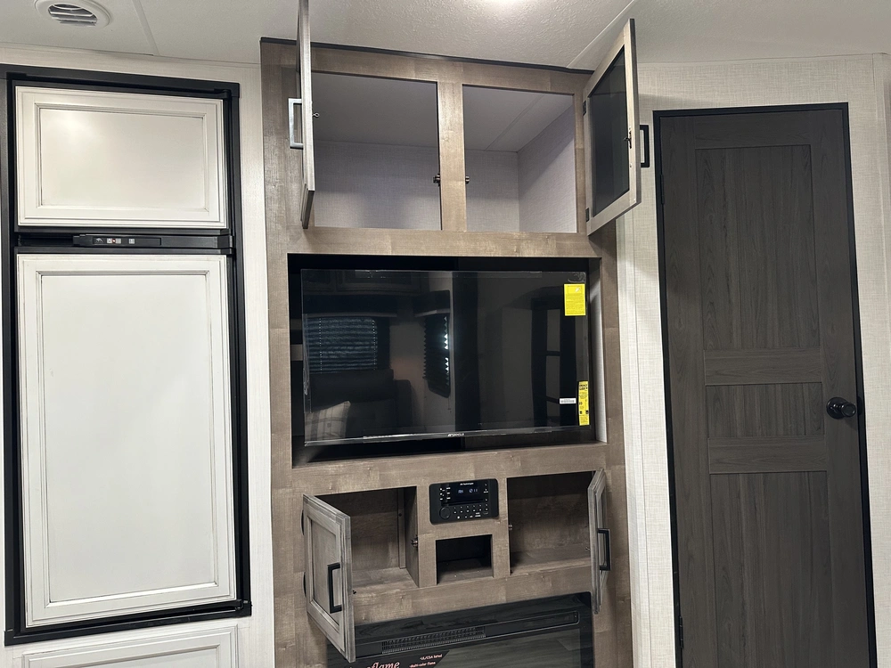 2023 Venture Rv Sporttrek 312vbh alt