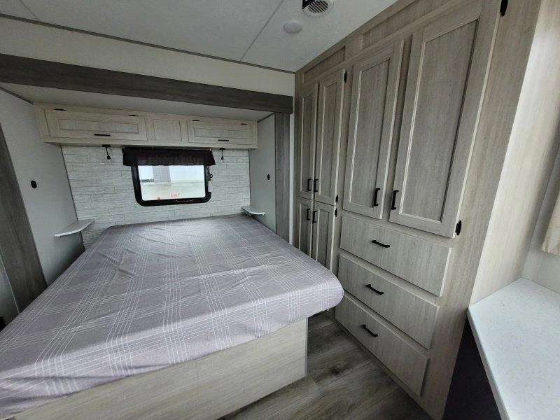 Coachmen Catalina 40bhts 2026 alt