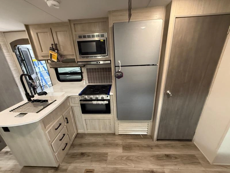 2026 Coachmen Catalina 323bhdsckl alt