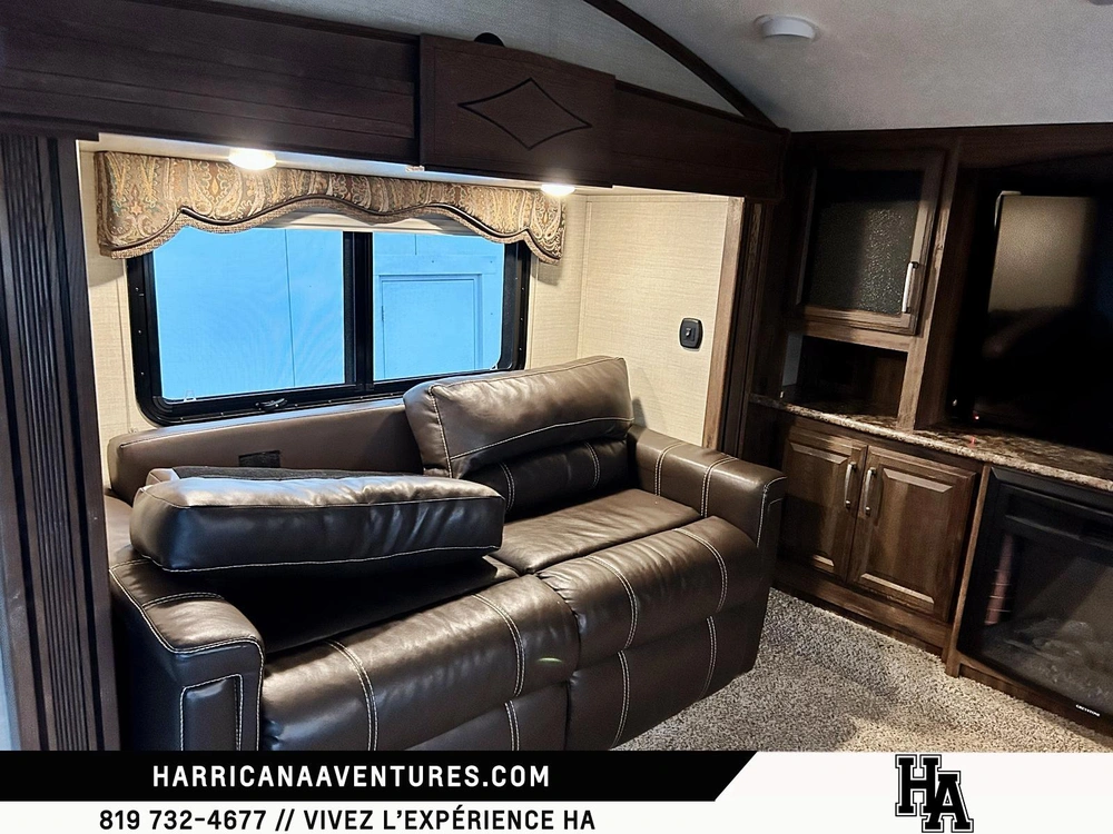 Keystone Cougar 337 Fls 2015 alt
