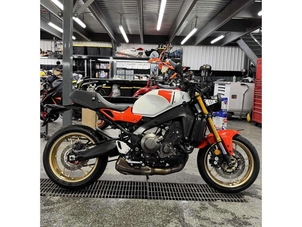 Yamaha Xsr 900 2024 alt