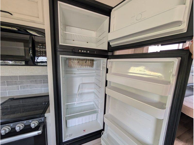 2023 Entegra Odyssey 29v alt