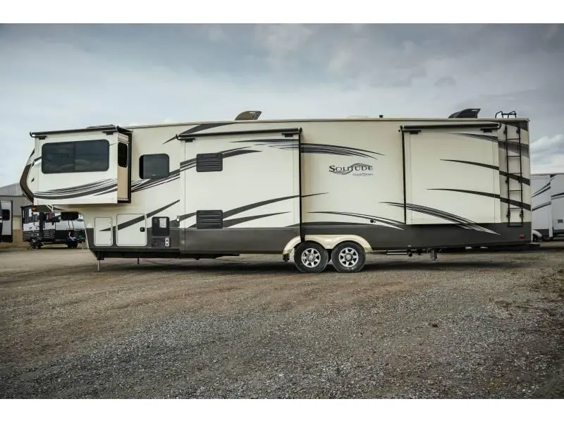 2015 Grand Design Solitude