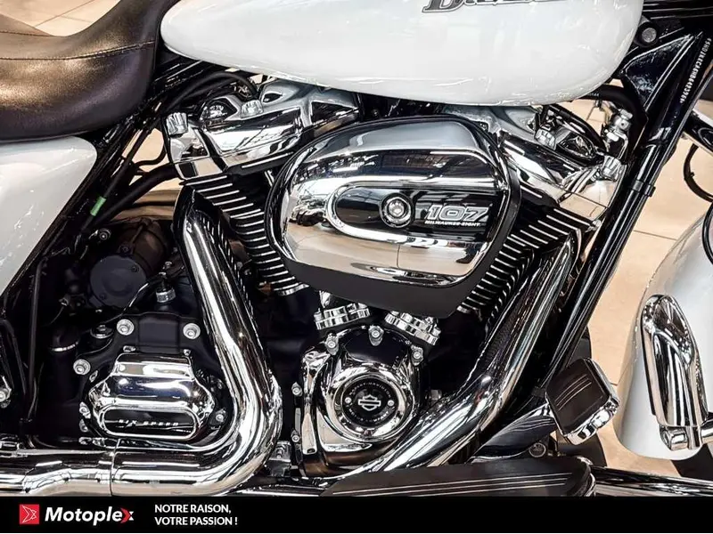 2017 Harley-Davidson STREET GLIDE FLHXS thumbnail 5