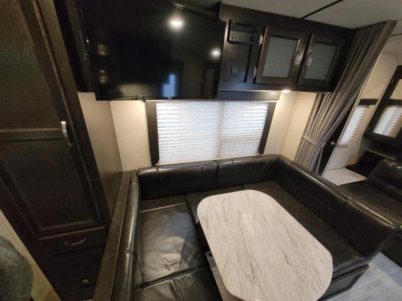 Coachmen Northern Spirit 2342bh 2019 alt