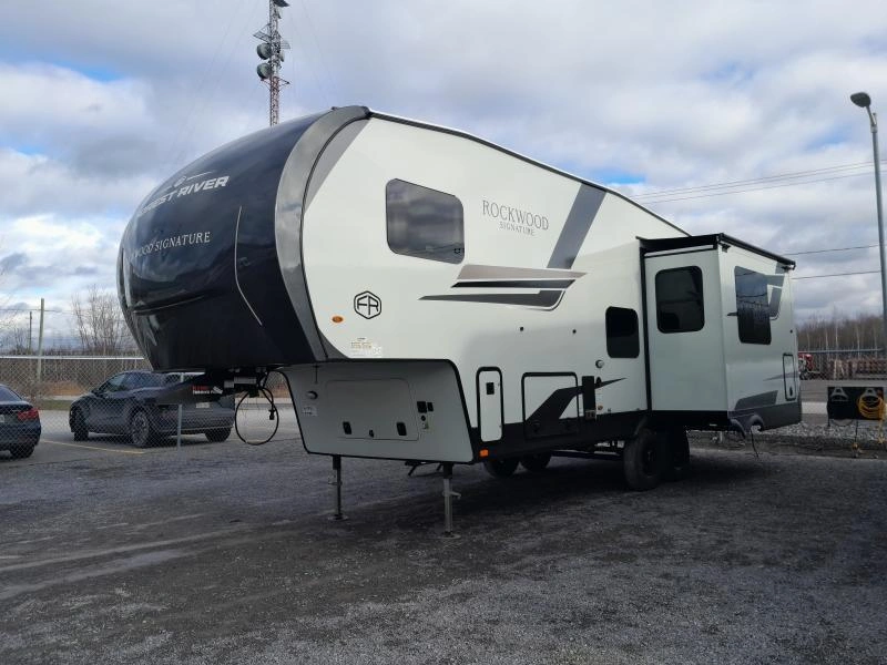 Forest River Rockwood Signature 301rks 2025 alt