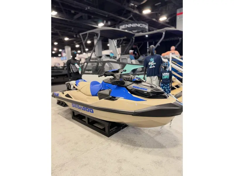 2026 Sea-Doo WAKE PRO 230 IBR IDF thumbnail 4