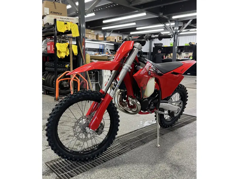 2026 GASGAS EX 300 thumbnail 6