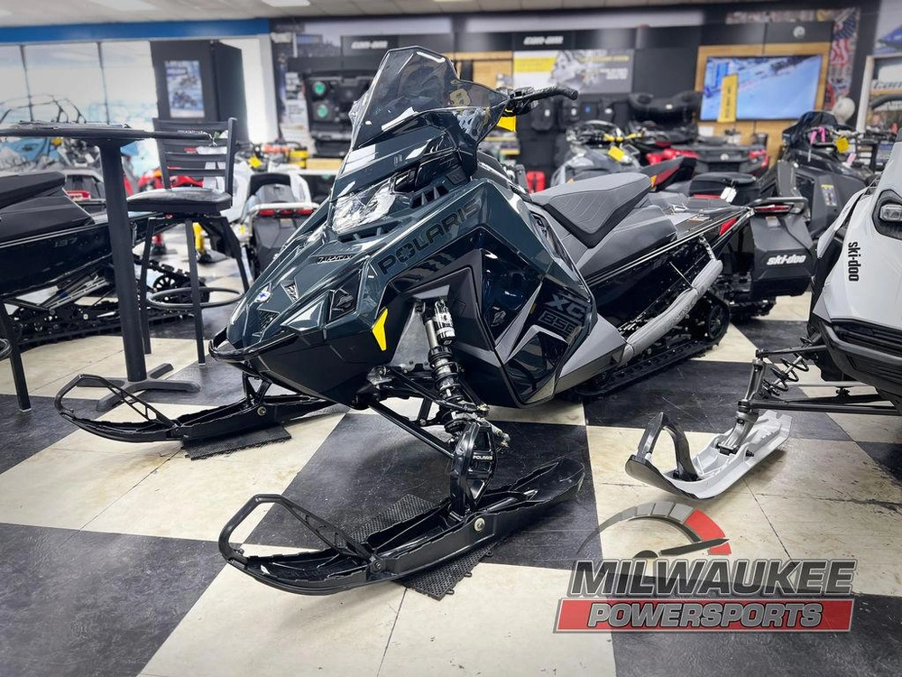 2026 Polaris 850 Indy Xc 137 Gloss Black / Blue Dusk alt