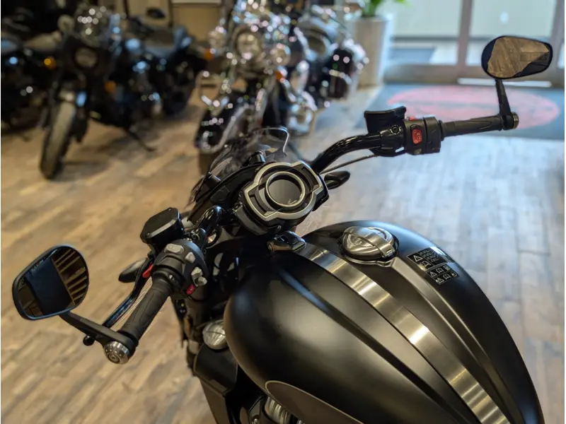 2025 Triumph Rocket 3 Storm GT // Matte Sapphire Black/Satin Pacific Blue thumbnail 8
