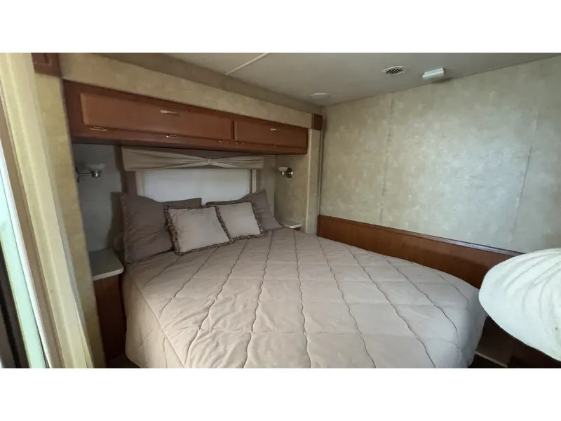 2006 Forest River GEORGETOWN 319TS thumbnail 13