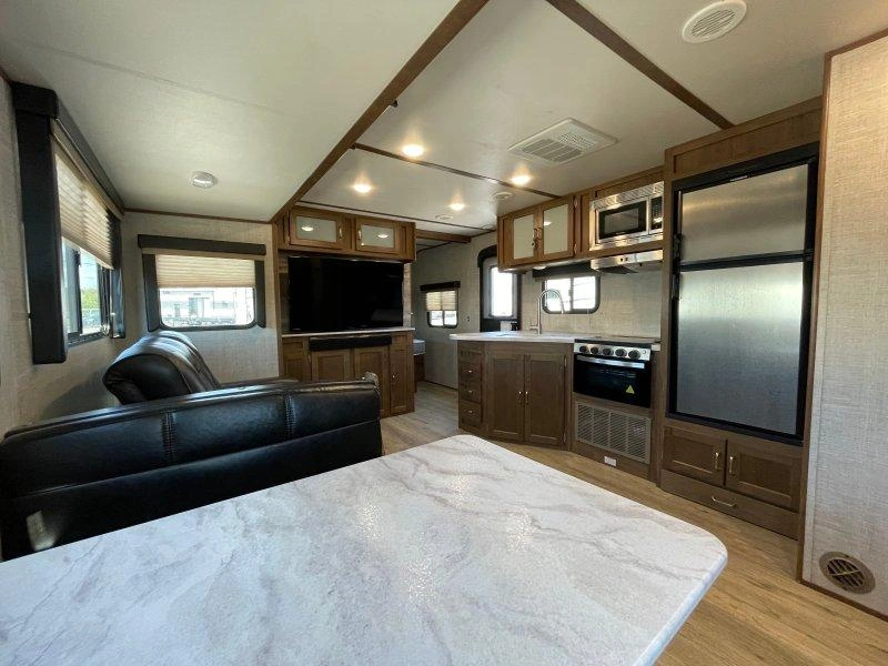2020 Gulfstream Envision 284qb alt