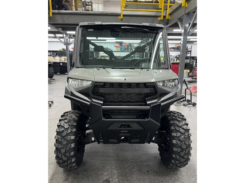 2027 Polaris RANGER XP 1000 CAB thumbnail 7