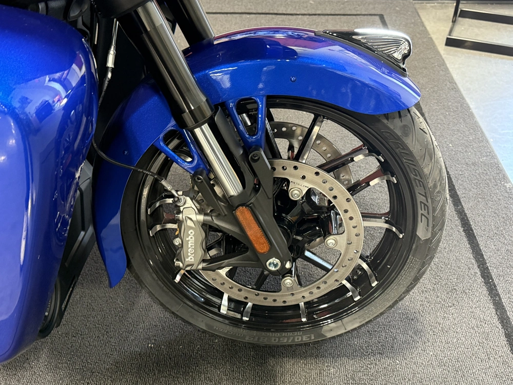2026 Indian Motorcycle Pursuit Dark Horse 112 alt