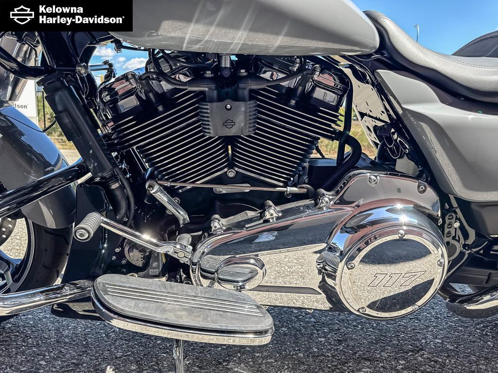 2026 Harley-Davidson FLTRX - Road Glide® thumbnail 24