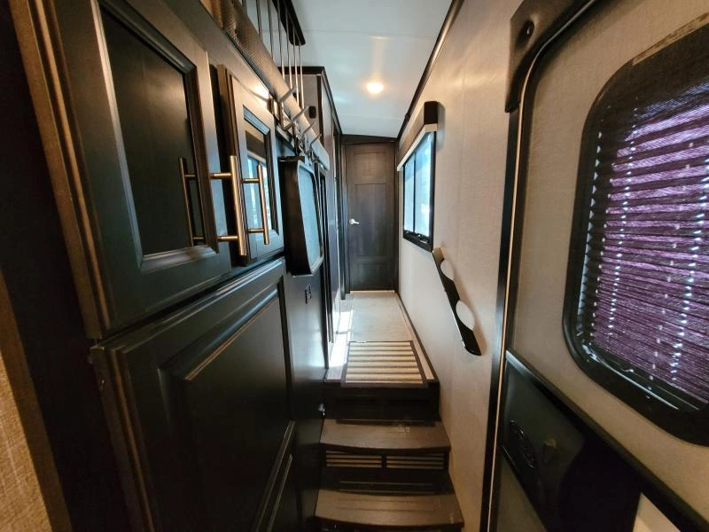 Jayco North Point 377rlbh 2022 alt
