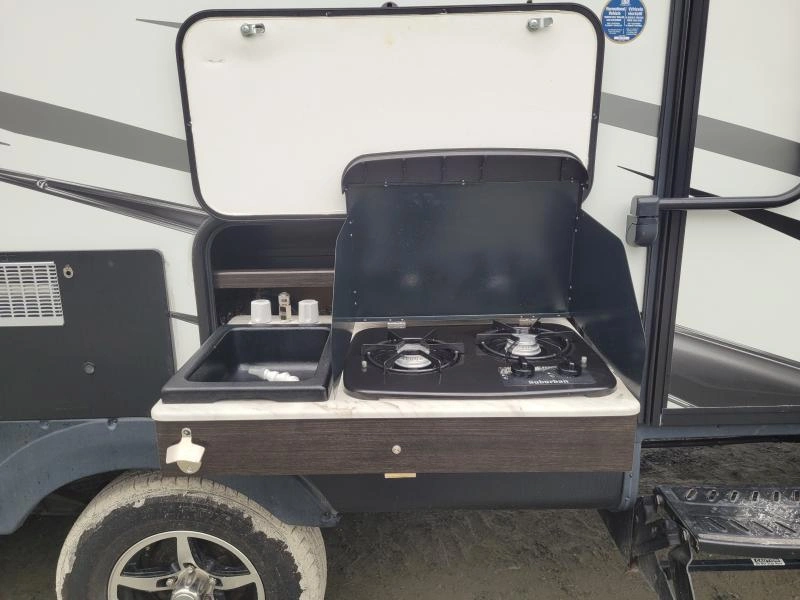 Coachmen Northern Spirit 2342bh 2019 alt