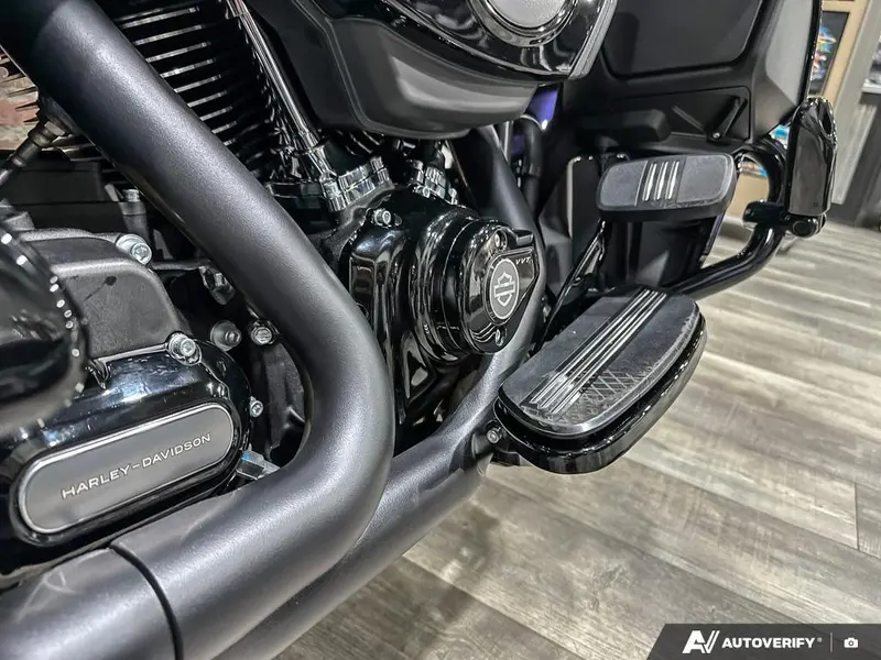 2026 Harley-Davidson Street Glide Limited thumbnail 9