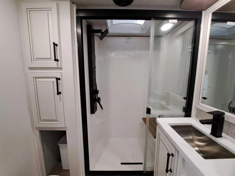 Keystone Rv Montana 3531re 2024 alt