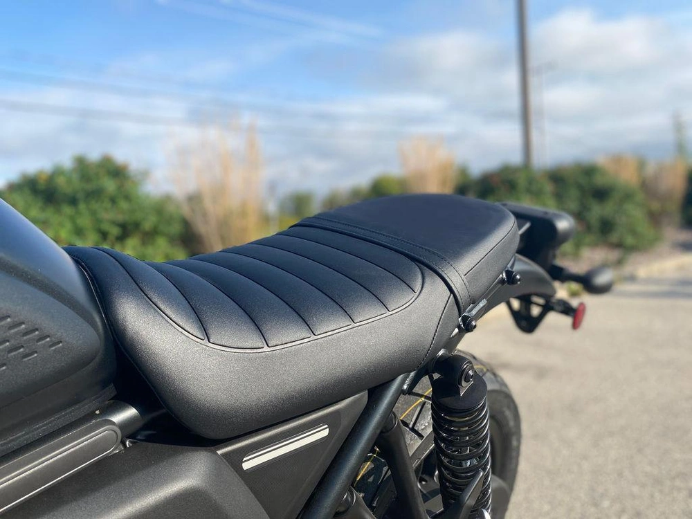 2025 Honda Scl500 alt