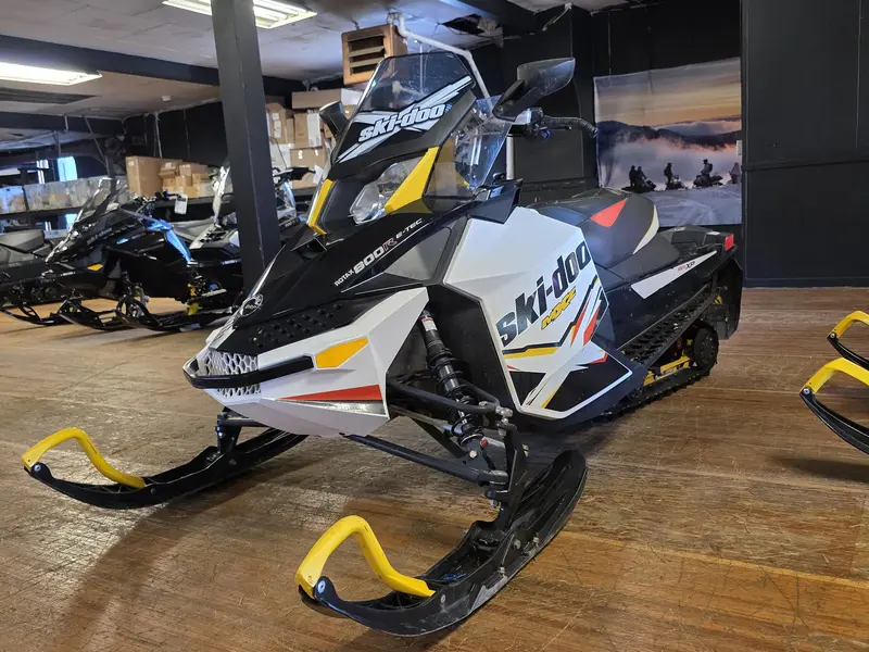 2012 Ski-Doo MXZ X 800 ETEC thumbnail 11