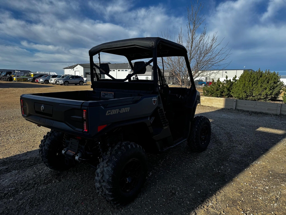 2026 Can-am Defender Xt Hd11 With 10.25" alt