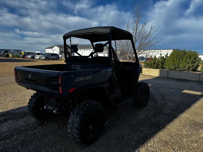 2026 Can-Am Defender XT HD11 with 10.25" thumbnail 3