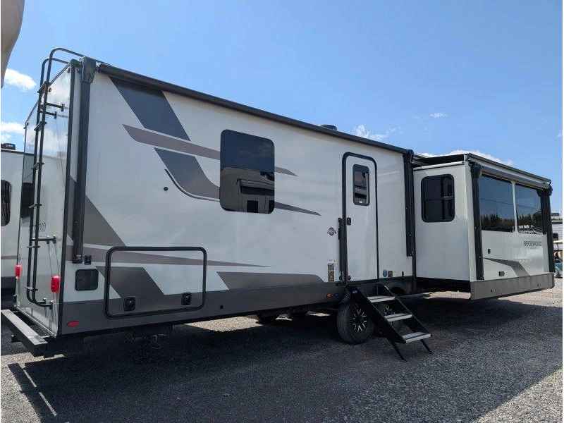 Forest River Rockwood Signature 8339fk 2026 alt